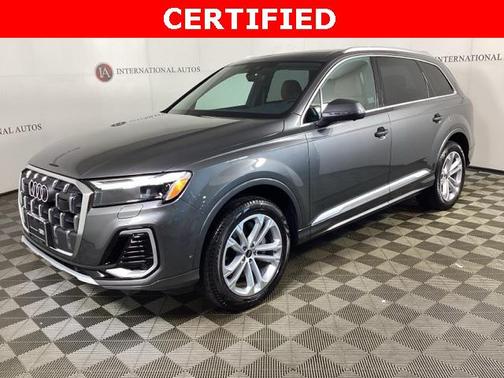 2025 Audi Q7 55 Premium Plus