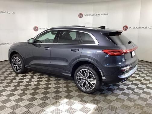 2025 Audi Q5 Premium Plus TFSI quattro S tronic