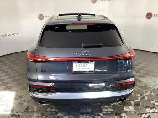 2025 Audi Q5 Premium Plus TFSI quattro S tronic