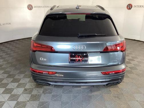 2025 Audi Q5 45 S line Premium