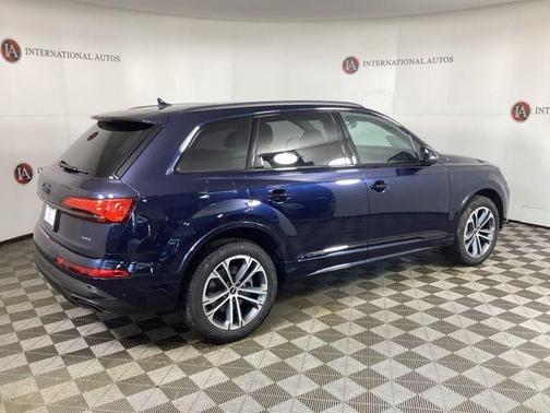 2026 Audi Q7 45 Premium Plus