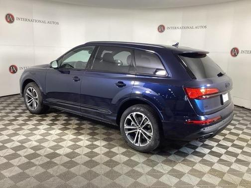 2026 Audi Q7 45 Premium Plus