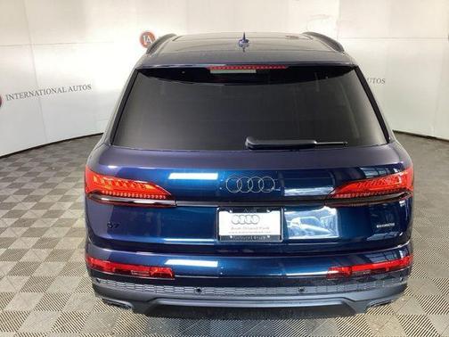 2026 Audi Q7 45 Premium Plus