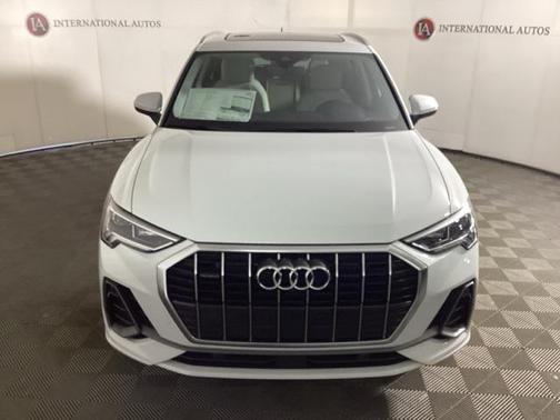 2025 Audi Q3 45 S line Premium Plus