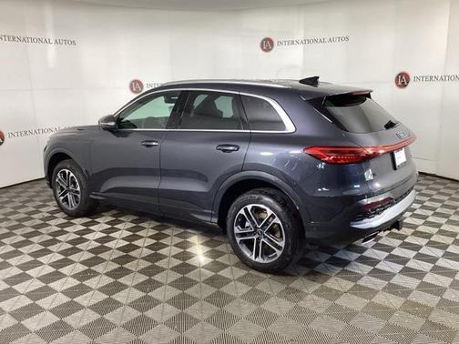 2025 Audi Q5 Premium Plus TFSI quattro S tronic