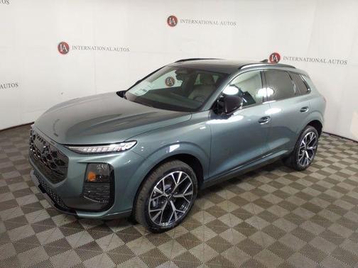 Sage Green Metallic 2026 Audi Q3 TFSI quattro S tronic