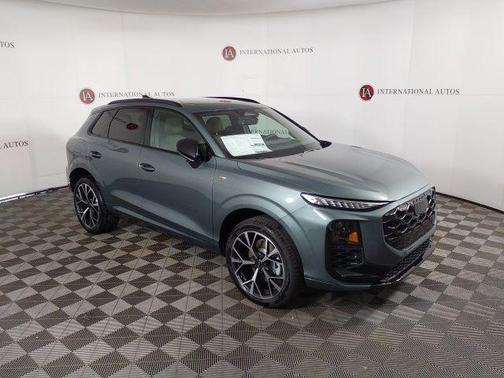 Sage Green Metallic 2026 Audi Q3 TFSI quattro S tronic