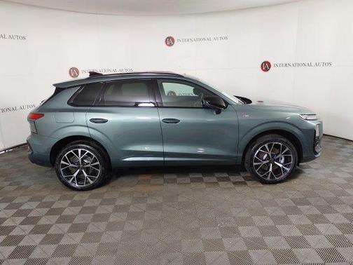Sage Green Metallic 2026 Audi Q3 TFSI quattro S tronic