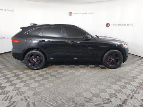 2019 Jaguar F-PACE S