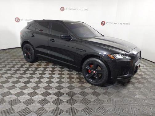 2019 Jaguar F-PACE S