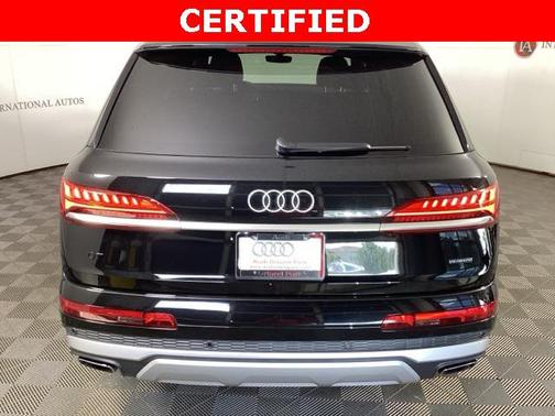 2025 Audi Q7 55 Premium Plus
