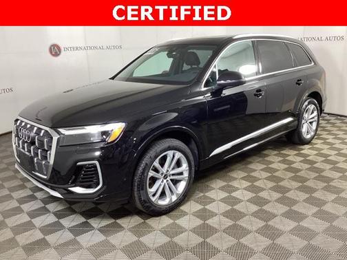 2025 Audi Q7 55 Premium Plus