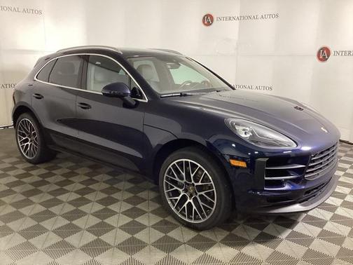 2021 Porsche Macan Base