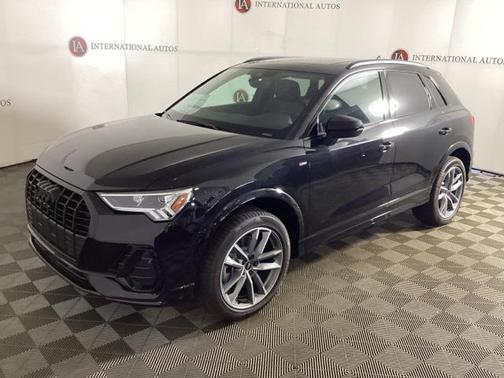 2025 Audi Q3 Premium 45 TFSI S line quattro Tiptronic