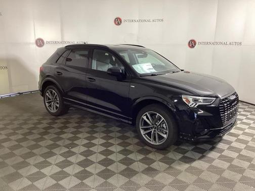 2025 Audi Q3 Premium 45 TFSI S line quattro Tiptronic