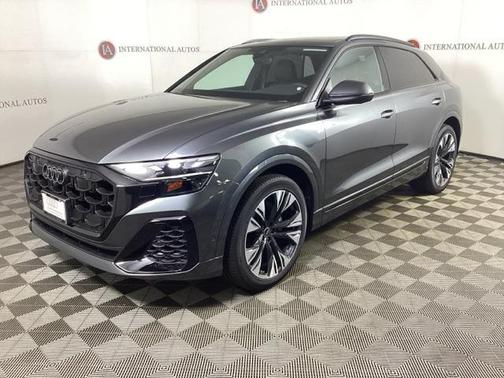 2025 Audi Q8 55 Premium Plus