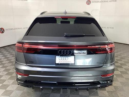 2025 Audi Q8 55 Premium Plus