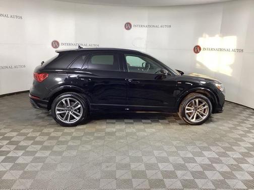 2025 Audi Q3 Premium 45 TFSI S line quattro Tiptronic