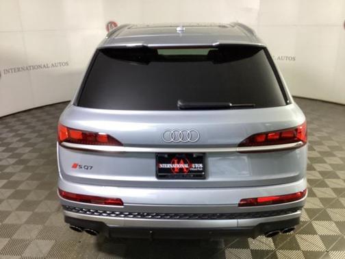 2025 Audi SQ7 4.0T Prestige
