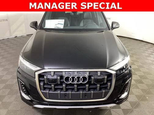 2025 Audi Q7 55 Premium Plus