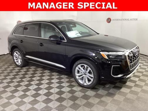 2025 Audi Q7 55 Premium Plus