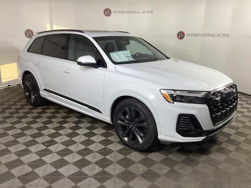 2026 Audi Q7 55 Premium Plus
