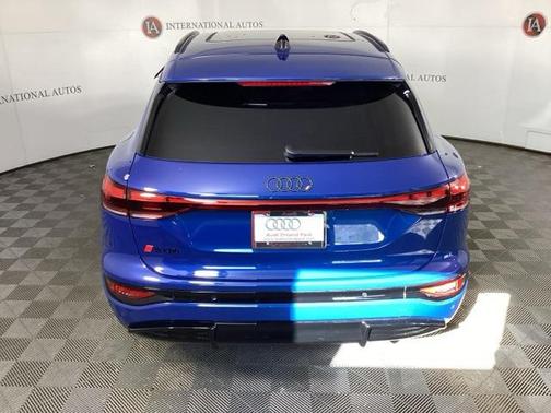 2025 Audi SQ6 e-tron Premium Plus quattro