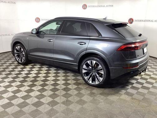 2026 Audi Q8 55 Premium Plus