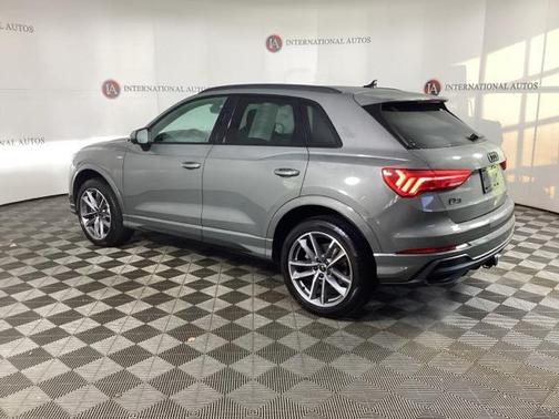 2024 Audi Q3 45 S line Premium Plus