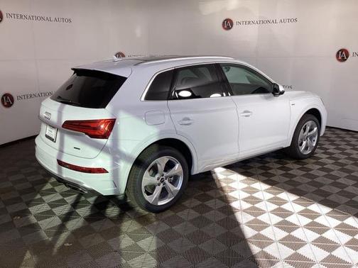 2025 Audi Q5 45 S line Premium Plus