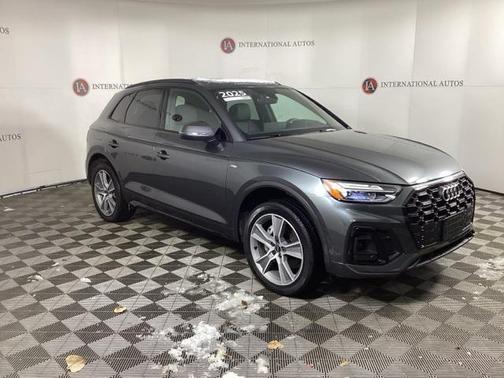 2025 Audi Q5 45 S line Premium