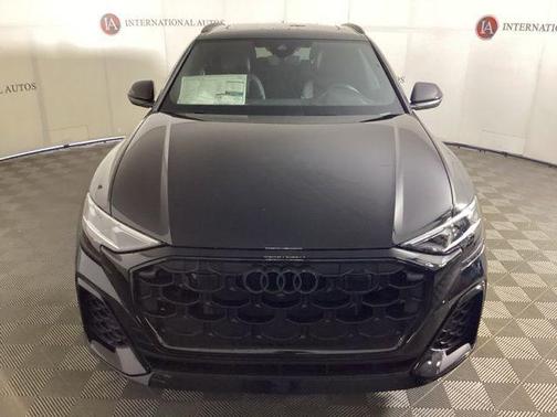 2025 Audi Q8 55 Premium Plus