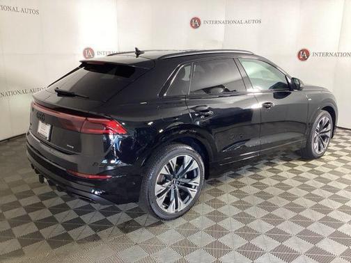 2025 Audi Q8 55 Premium Plus