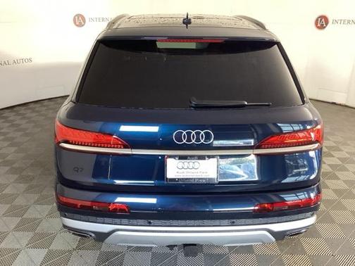 2025 Audi Q7 55 Premium Plus