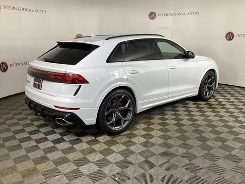 2025 Audi RS Q8 4.0T