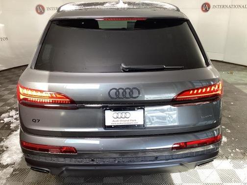 2026 Audi Q7 55 Premium Plus