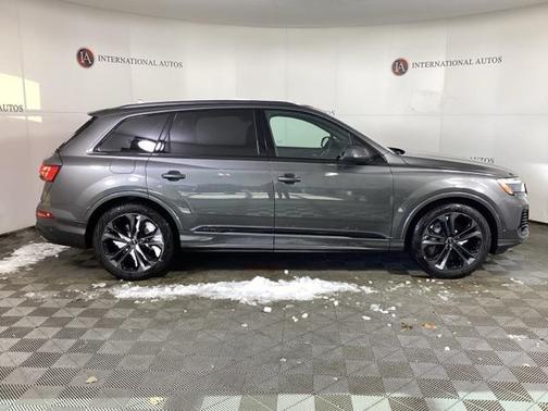 2026 Audi Q7 55 Premium Plus