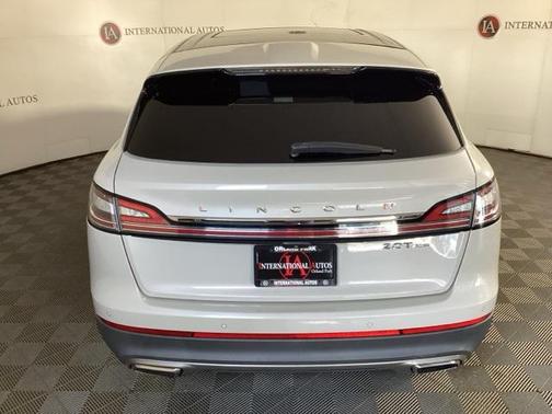 2019 Lincoln Nautilus Reserve