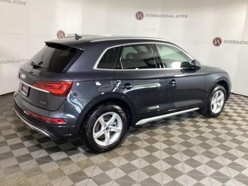 2025 Audi Q5 40 Premium
