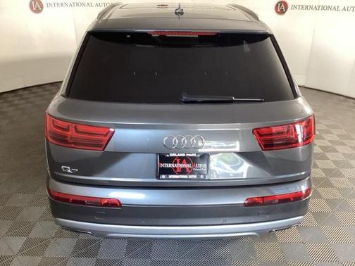 2019 Audi Q7 55 Premium