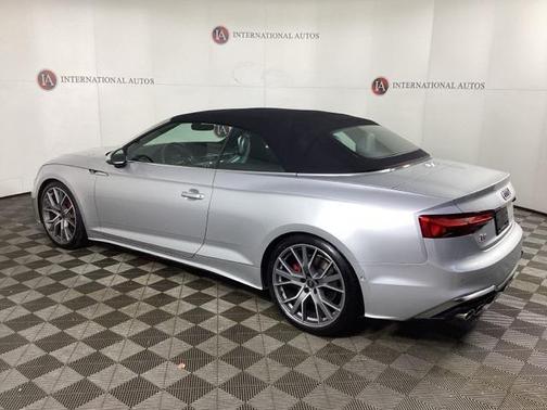 2022 Audi S5 3.0T Prestige