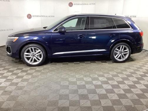 2025 Audi Q7 55 Premium Plus