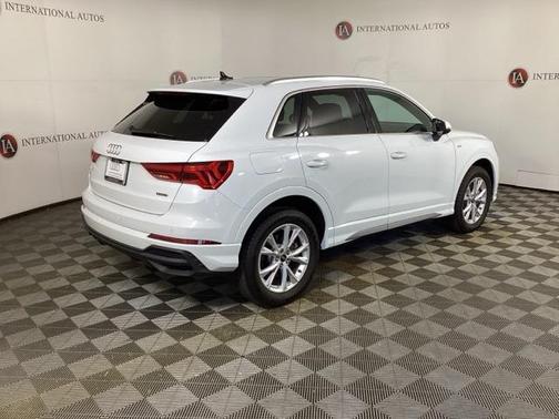 2023 Audi Q3 Premium 45 TFSI S line quattro Tiptronic