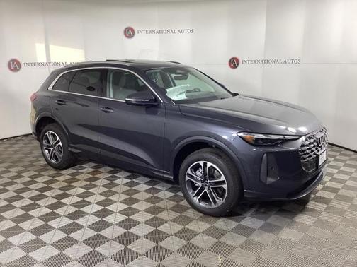 2025 Audi Q5 Premium TFSI quattro S tronic