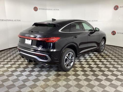 2025 Audi Q5 Sportback Premium