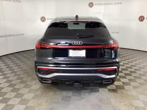 2025 Audi Q5 Sportback Premium