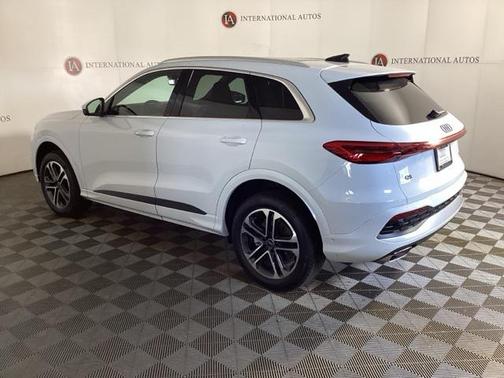 2025 Audi Q5 Premium Plus