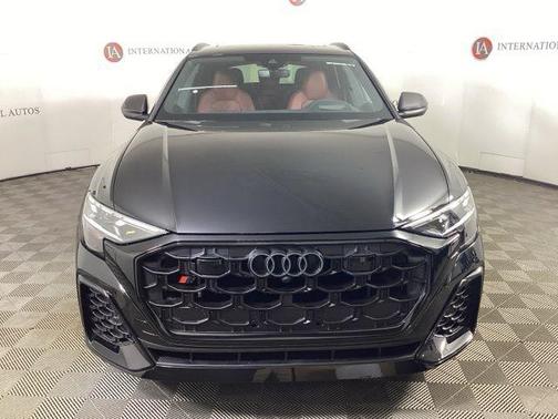 Mythos Black Metallic 2026 Audi SQ8 4.0T Prestige