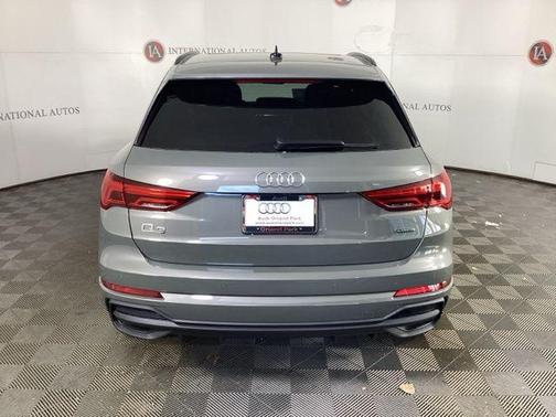 2025 Audi Q3 Premium 45 TFSI S line quattro Tiptronic