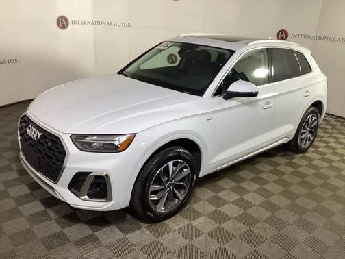 2024 Audi Q5 45 S line Premium